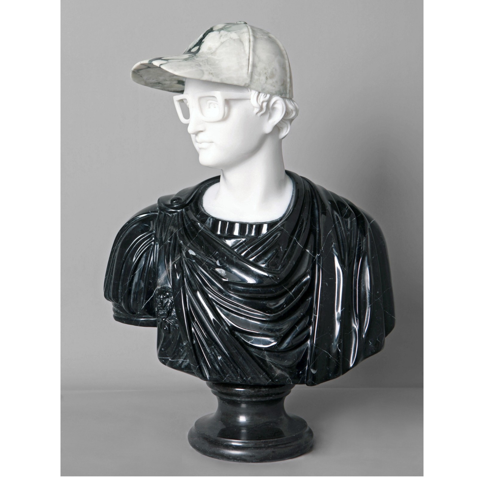 HIPSTER ANTINOUS BLACK MARBLE I - LÉO CAILLARD - Galeries Bartoux